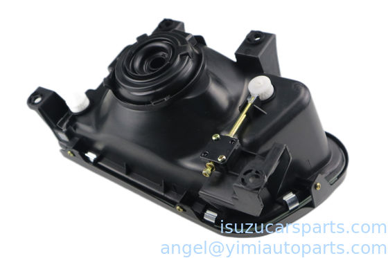 ISUZU UCR17 LAMBA ASM BAŞLIĞI SAĞ 8972130071